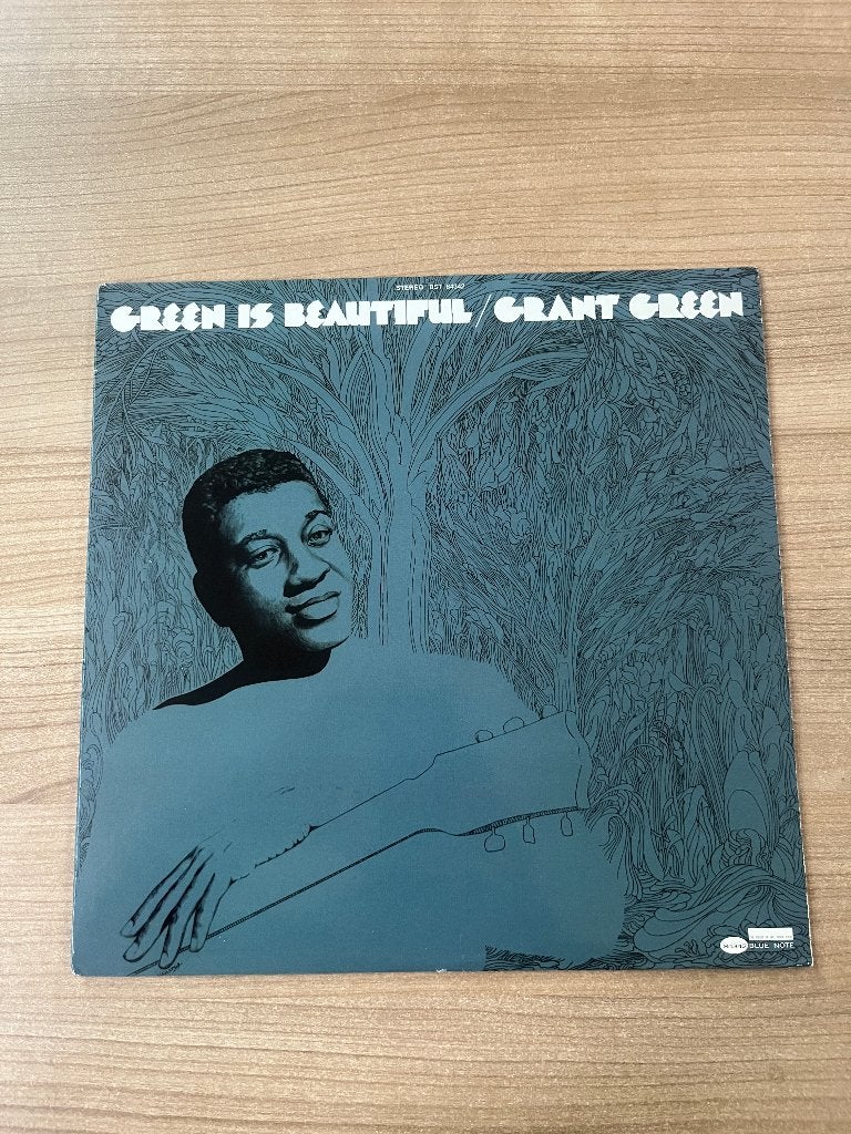 GRANT GREEN - GREEN IS BEAUTIFUL (BLUE NOTE), LP, Gebruikt, Ophalen of Verzenden, Beschermende buitenhoes
