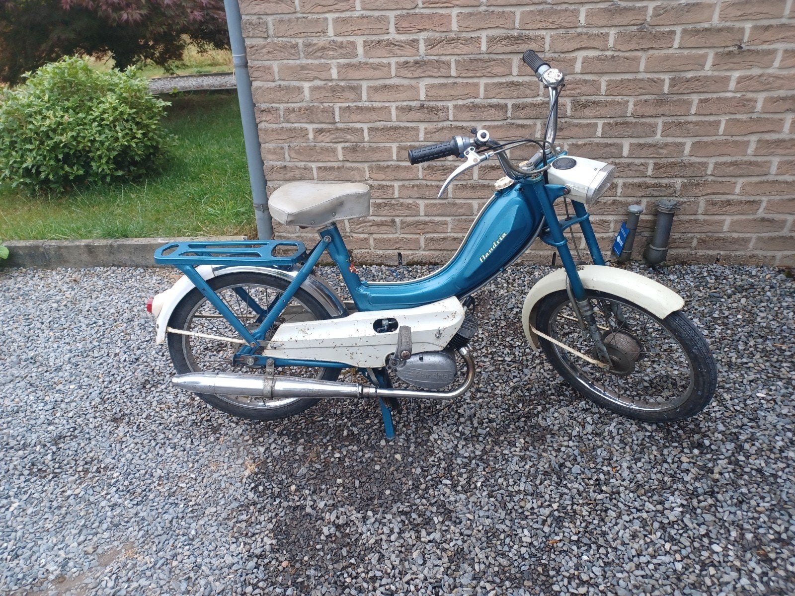 Flandria Futura automaat klasse A
met papieren (gecertificee, Fietsen en Brommers, Klasse A (25 km/u), 49 cc, 1 versnellingen