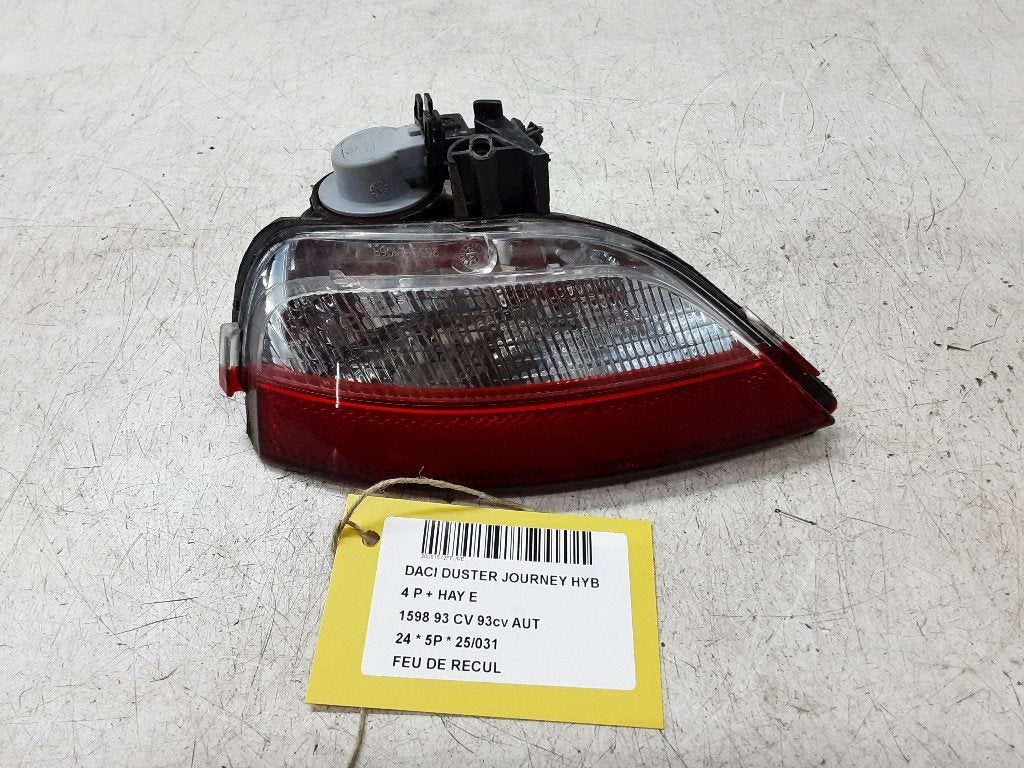 ACHTERUITRIJLICHT Dacia Duster (DJF) (265545106R), Dacia, Gebruikt, Renault Deutschland AG, Peter-Huppertz-Straße 5
51063  Köln, DE
