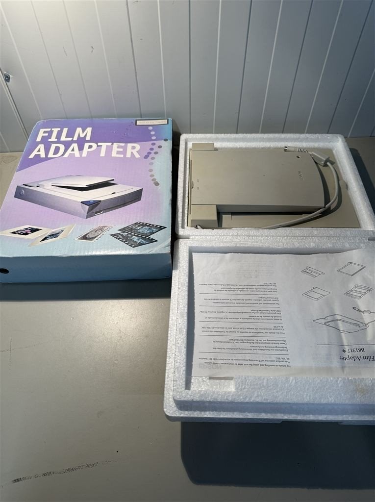 Fotonegatievenscanner - Epson Film Adapter Photo Negatives S, Computers en Software, Scanners, Ophalen of Verzenden, Zo goed als nieuw