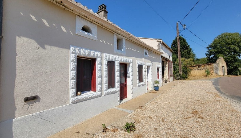 DORDOGNE MAISON EN PIERRE ,7250M2 DE TERRAIN, DEPENDANCE, Immo, Maison d'habitation, Campagne, 94 m², 2 pièces