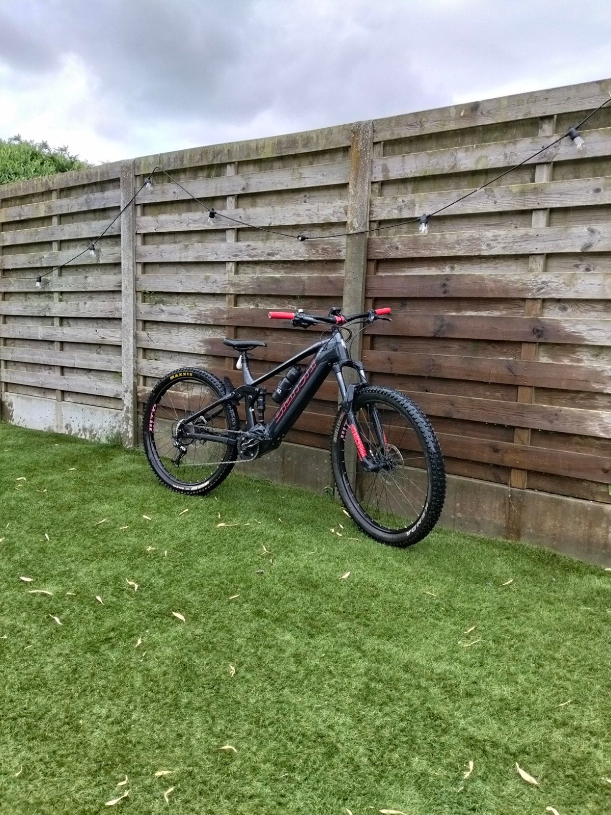 VTT électrique à suspension intégrale Bianchi T-Tronic, 24 pouces ou plus, Aluminium, Comme neuf, Enlèvement