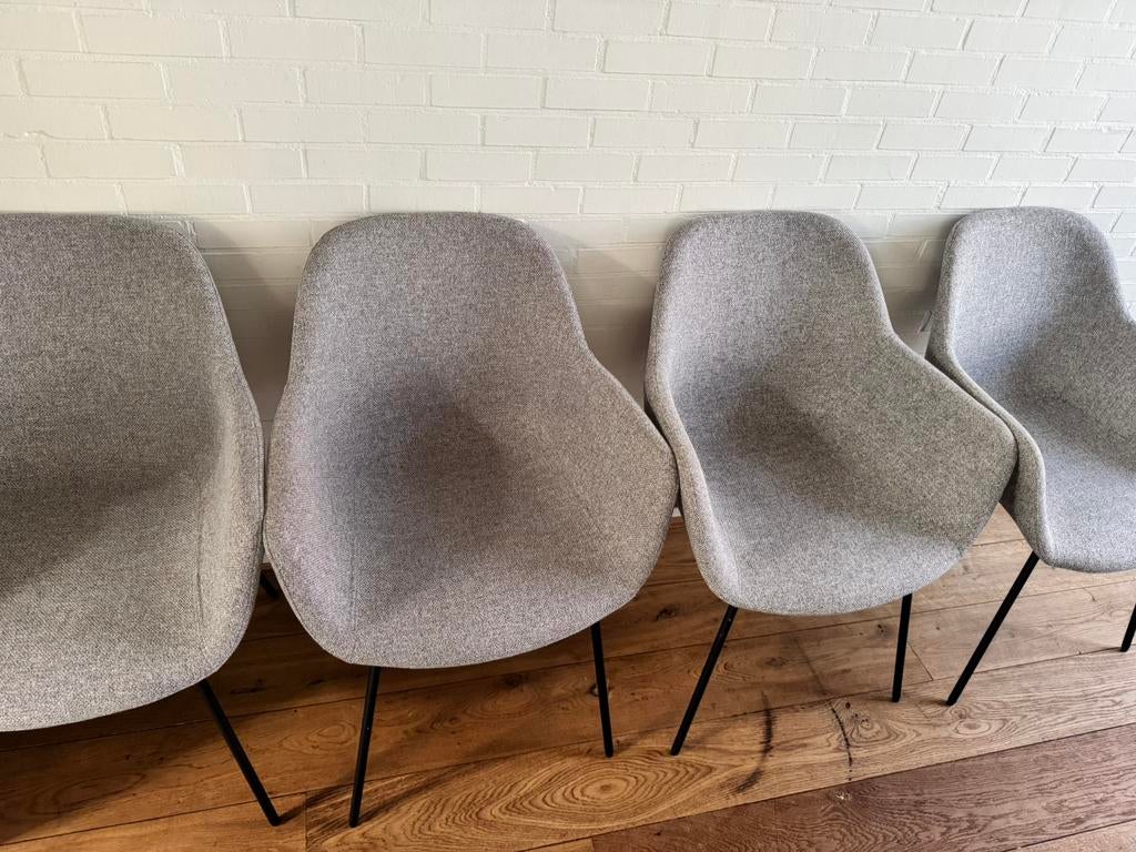 Chaises, Gris, Comme neuf, Enlèvement, Quatre