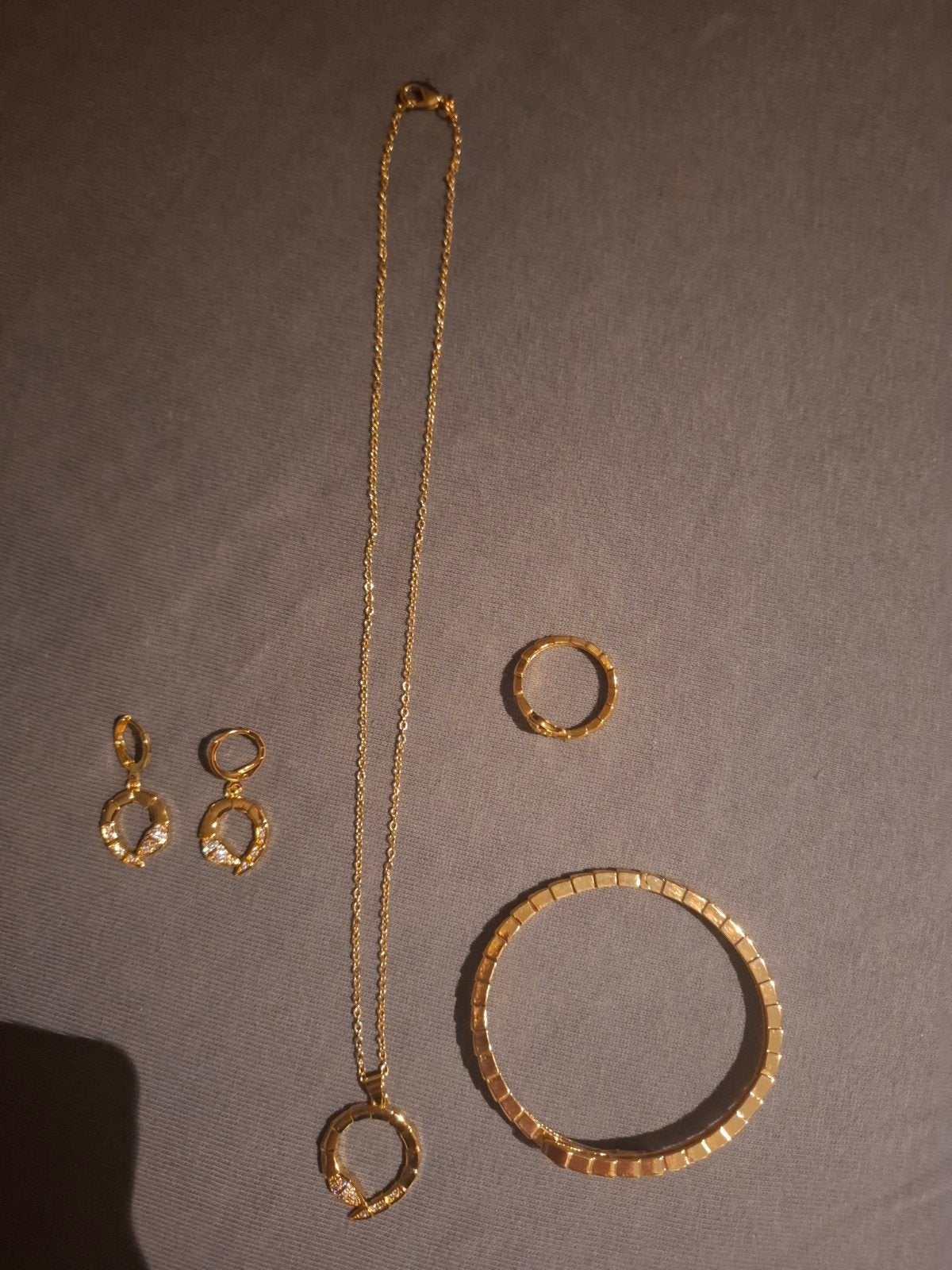 Nouveau ensemble  plaqué or, Handtassen en Accessoires, Piercings, Ophalen, Goud