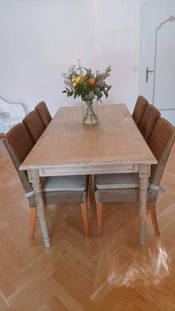 Eettafel eik met stoelen, Enlèvement