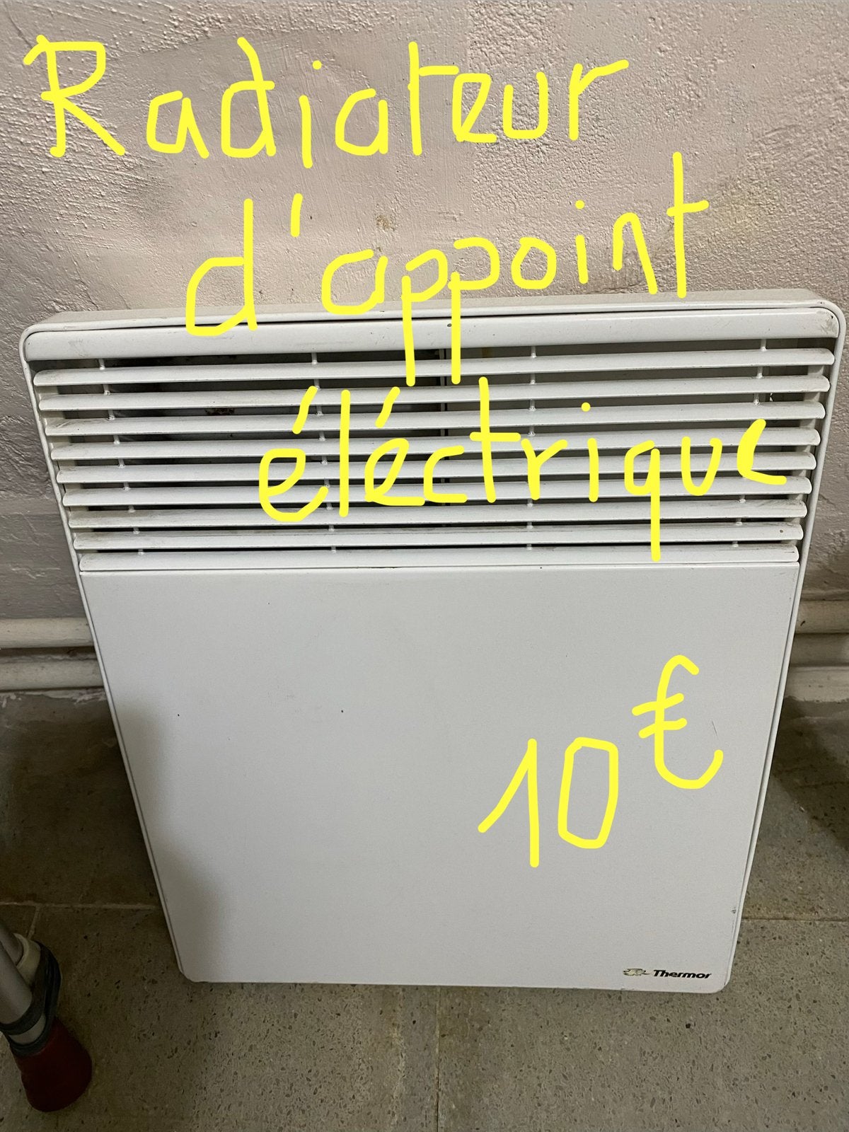 Hulpradiator, bediening, prijs: €10, Ophalen of Verzenden, Zo goed als nieuw, Wit, Overige typen