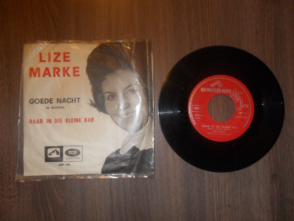 Lize Marke - Daar in die kleine bar, Ophalen of Verzenden, Gebruikt, 7 inch, Levenslied of Smartlap