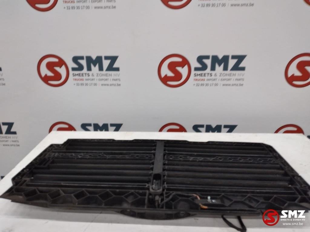 Occ cache ventilateur Mercedes Actros MP4 A9605001, Autos : Pièces & Accessoires, Utilisé, Mercedes-Benz, Moteur et Accessoires