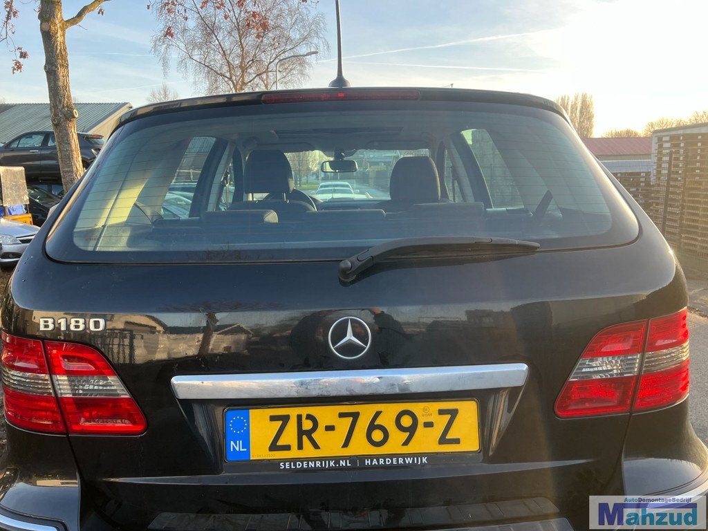 HAYON 191 NOIR MERCEDES CLASSE B W245 2004-2011, Mercedes-Benz AG, Mercedes-Benz, Utilisé, Mercedesstrasse 120
70372  Stuttgart, DE