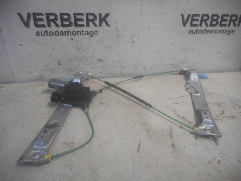 MECANISME DE VITRE ELECTRIQUE AVANT DROIT Opel Corsa D, Utilisé, Droite, Opel