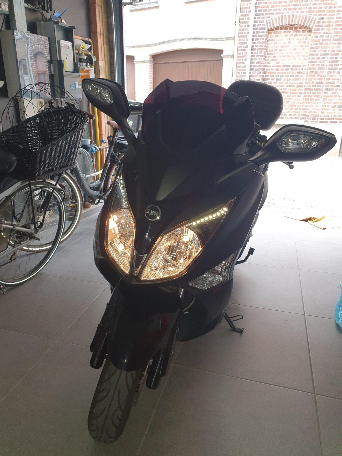 joymax 125i, Vélos & Vélomoteurs, SYM, Comme neuf, Enlèvement, Essence