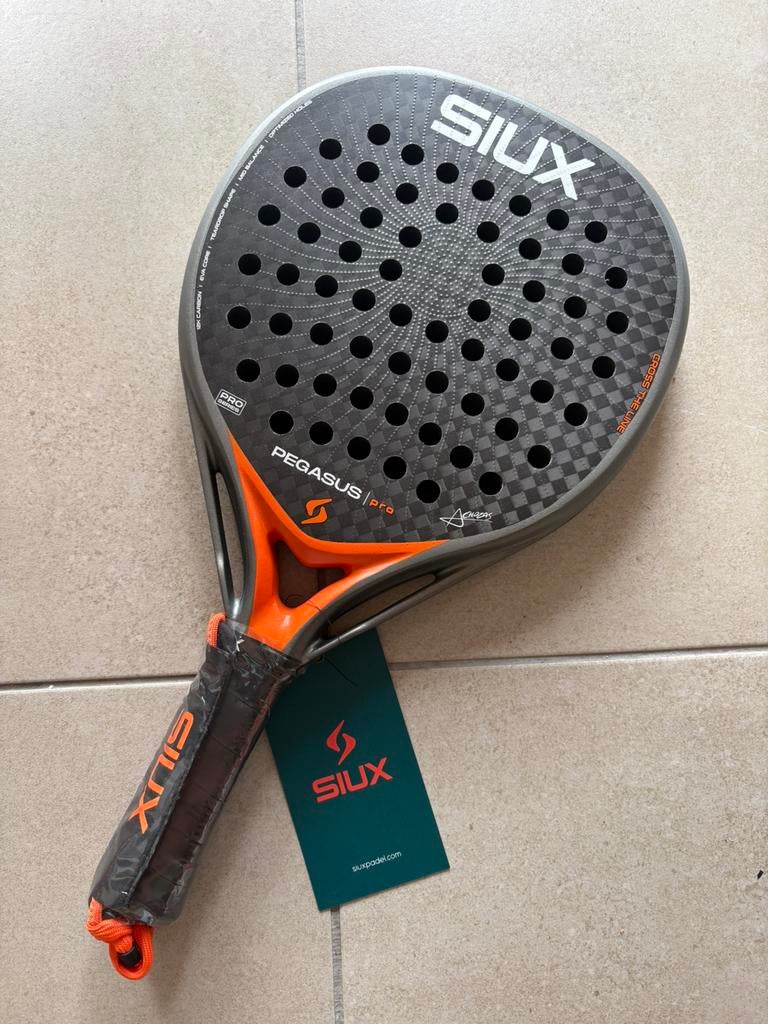 Nieuwe Pegasus Lava Orange Pro 2026 padel racket, Enlèvement ou Envoi, Neuf, Raquette de padel