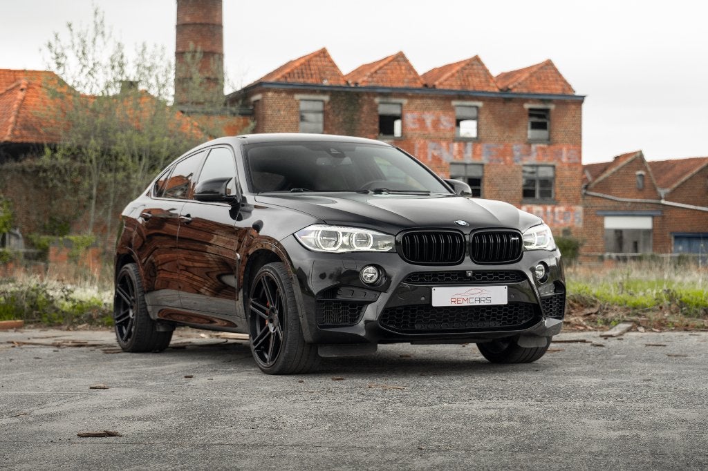 BMW X6M 4.4i V8 FULL OPTION | LICHTE VRACHT | BTW AFTREKBAAR, Auto's, Automaat, Dealer onderhouden, Verwarmde buitenspiegels, Zwart