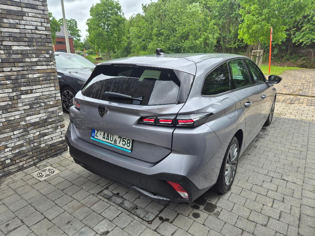 Garantie de la Peugeot 308SW 2022 1.2i AC Navi CR Control, Argent ou Gris, Achat, 1281 kg, Euro 6
