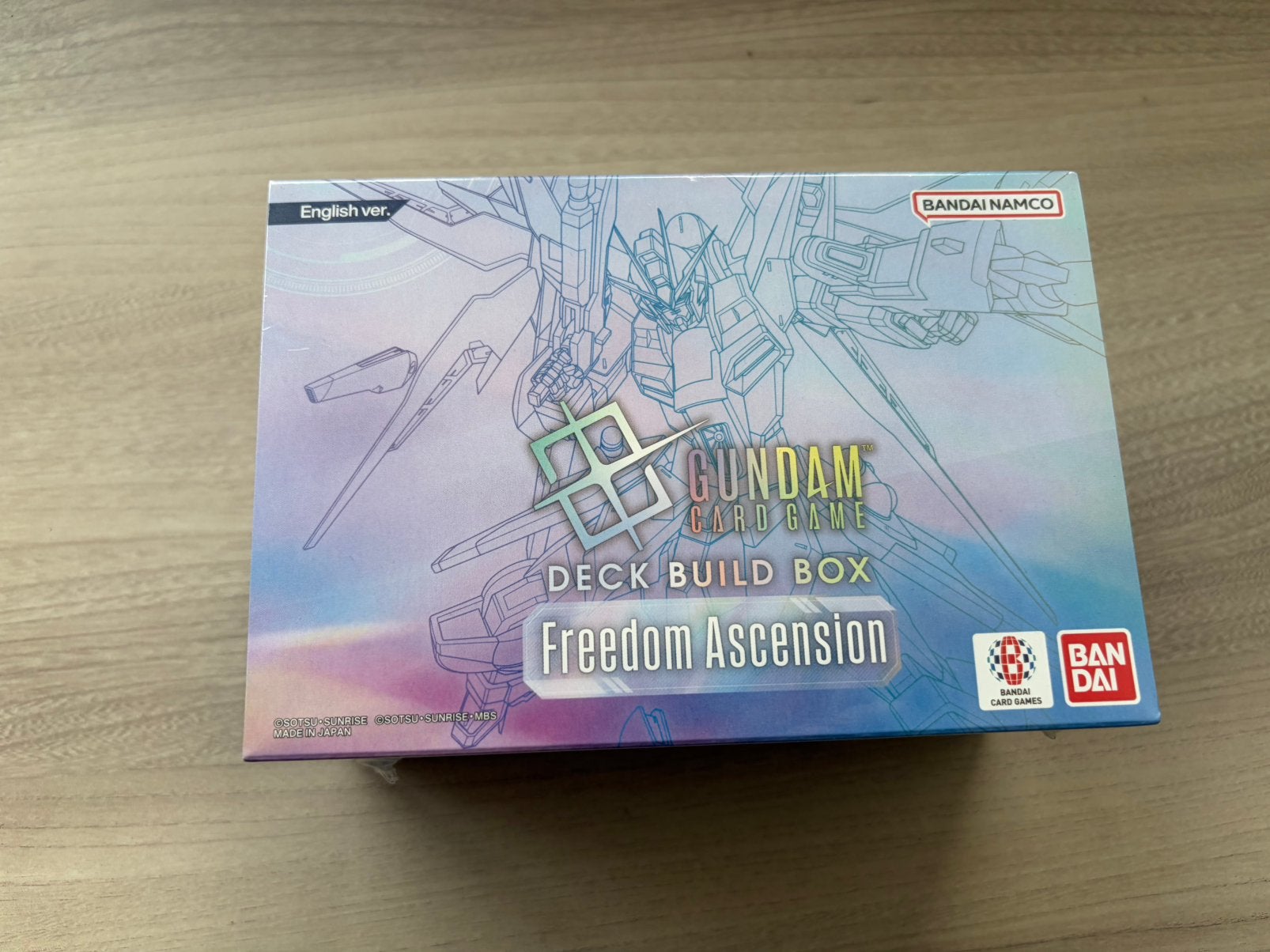 GD-05 Gundam Deck Build Box Freedom Ascension (SC01) English, Enlèvement ou Envoi, Comme neuf, Booster