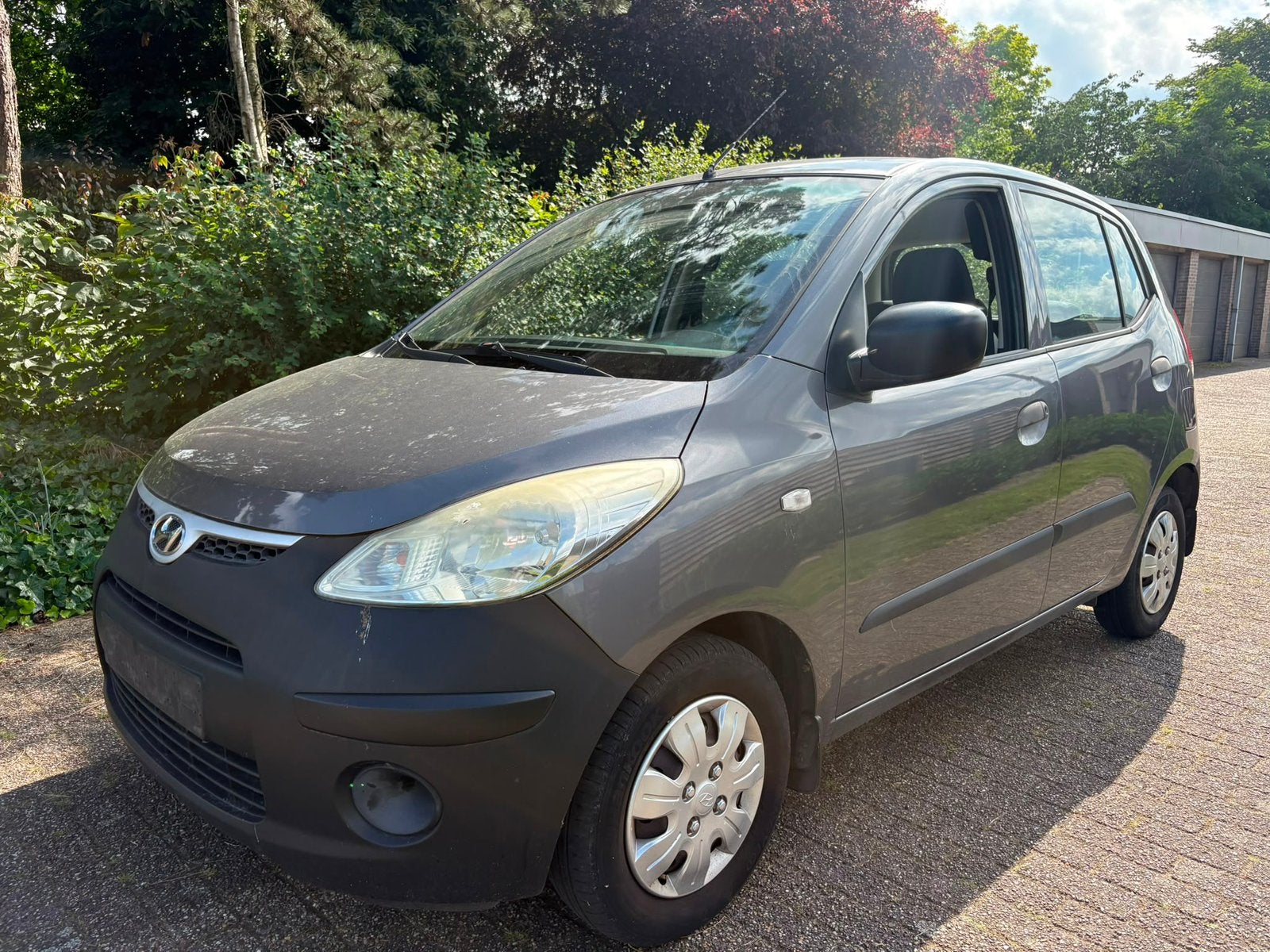 Hyundai i 10, Autos, Hyundai, i10, Essence, Hatchback, Enlèvement