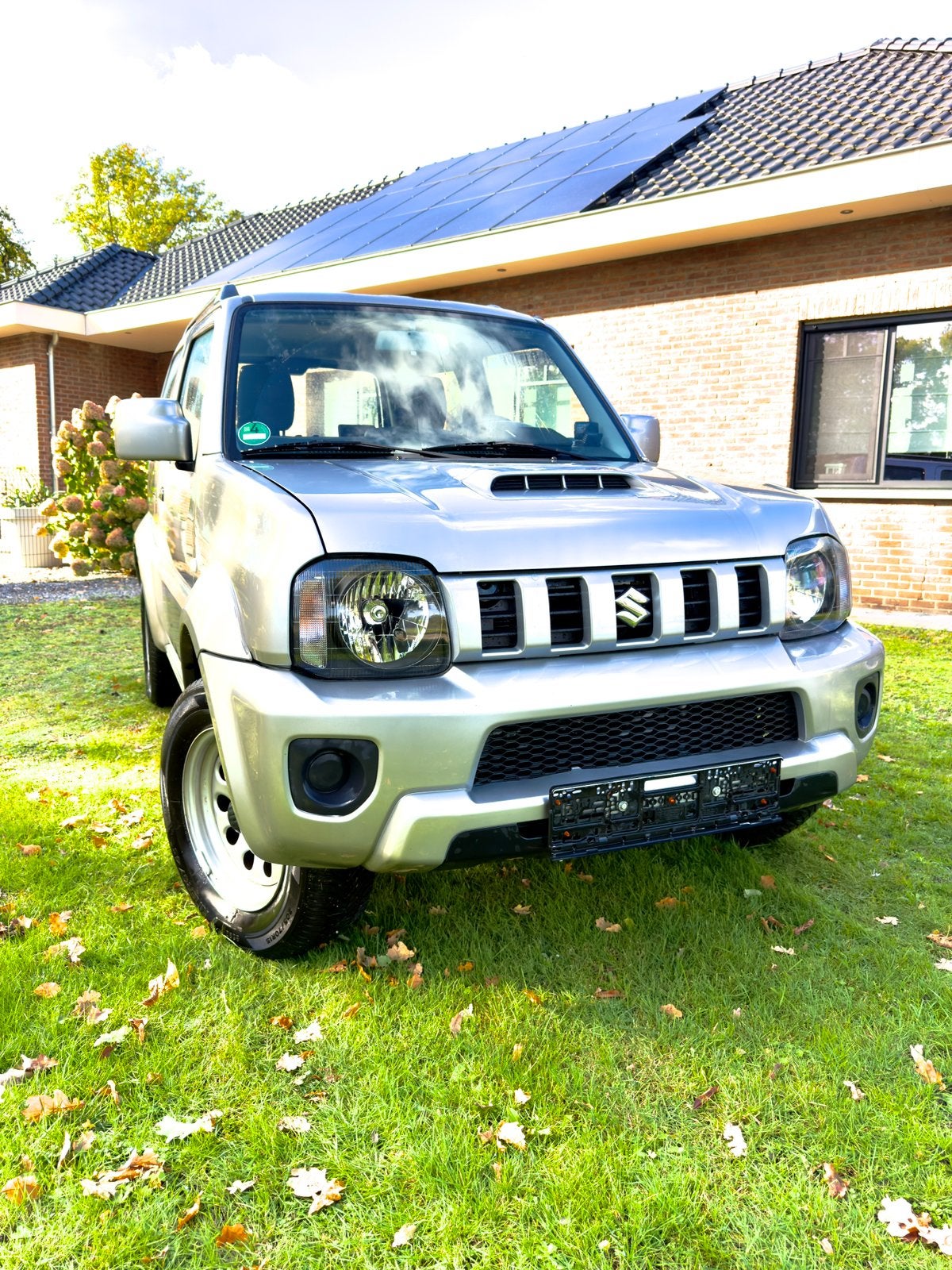 Suzuki Jimny 4x4*Volledige ondershoudsboek met 52.000KM*, Auto's, Bedrijf, Handgeschakeld, SUV of Terreinwagen, Zilver of Grijs