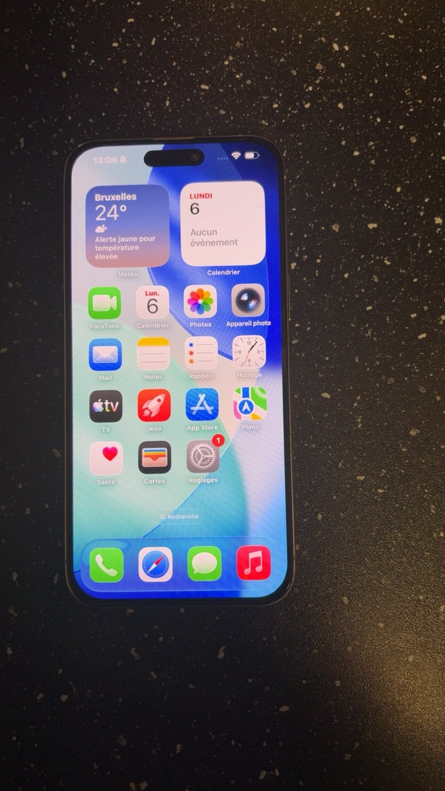 Iphone 15 pro max, Télécoms, Téléphonie mobile | Apple iPhone, 256 GB, Gris, IPhone 15 Pro Max, Comme neuf