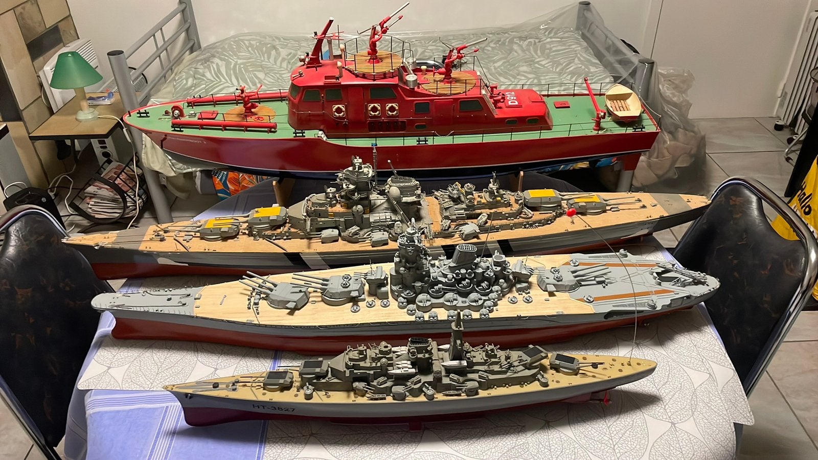 Sous-marins miniatures, Enlèvement, Comme neuf