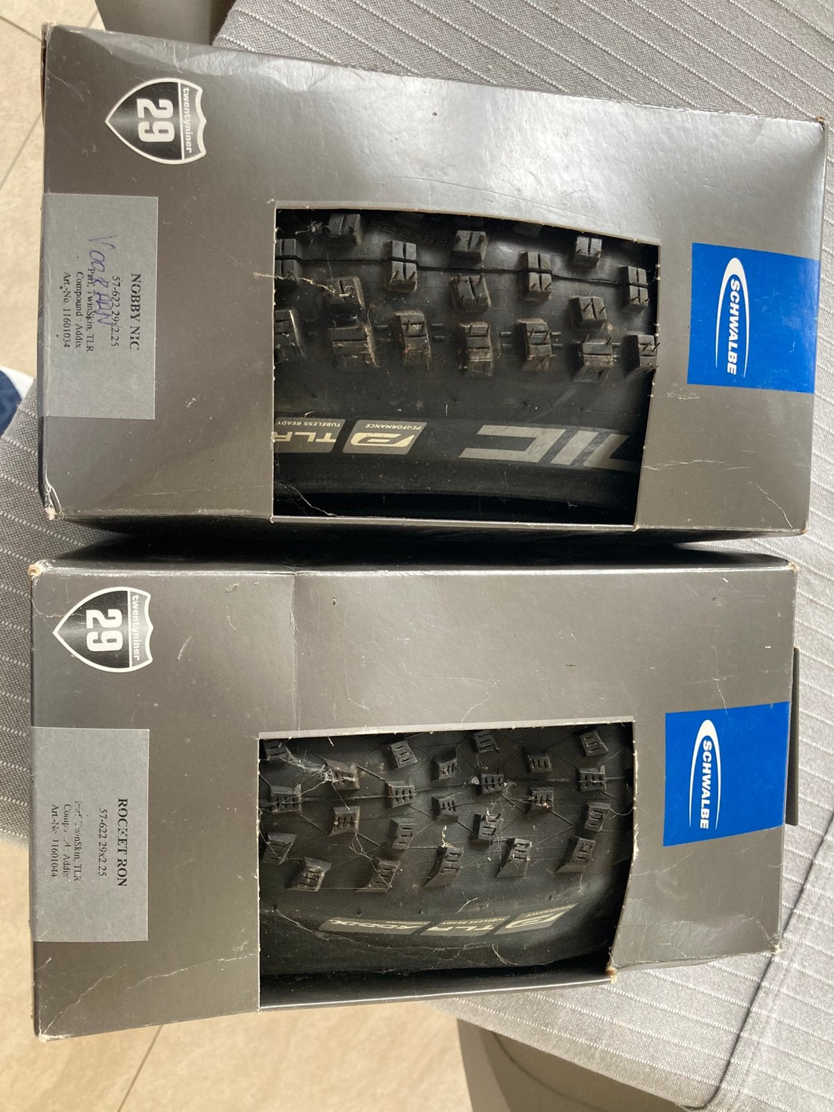 Nieuwe Schwalbe 29x2.25 MTB Banden (Nobby Nic & Rocket Ron), Fietsen en Brommers, Ophalen, Zo goed als nieuw