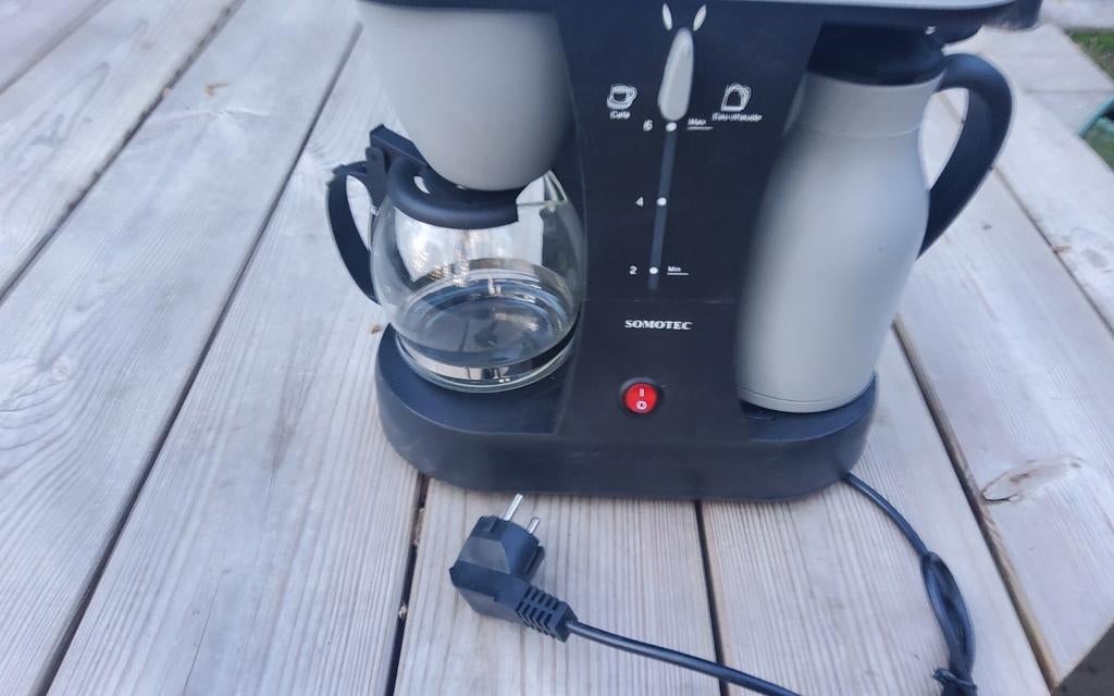 Nieuw koffiezetapparaat met thermos, Electroménager, Cafetières, Combiné, 2 à 4 tasses, Enlèvement, Café moulu