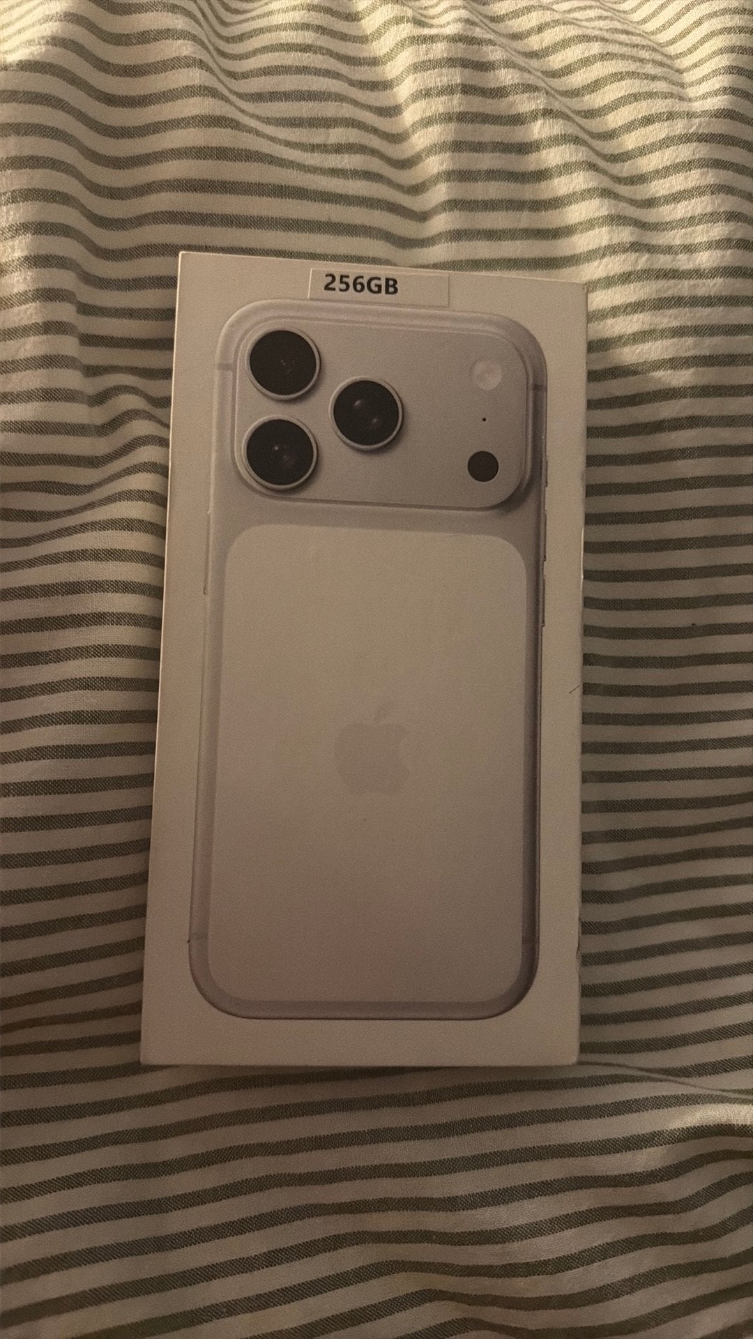 Iphone 17 pro, Enlèvement, Comme neuf