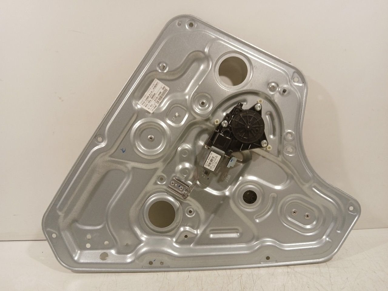 Raammechaniek elektrisch links achter Hyundai iX 20, Onderdelen@venauto.nl, Van der Ven Autorecycling B.V., Gebruikt, Ettenseweg 76, 4706 PB Roosendaal, The Netherlands