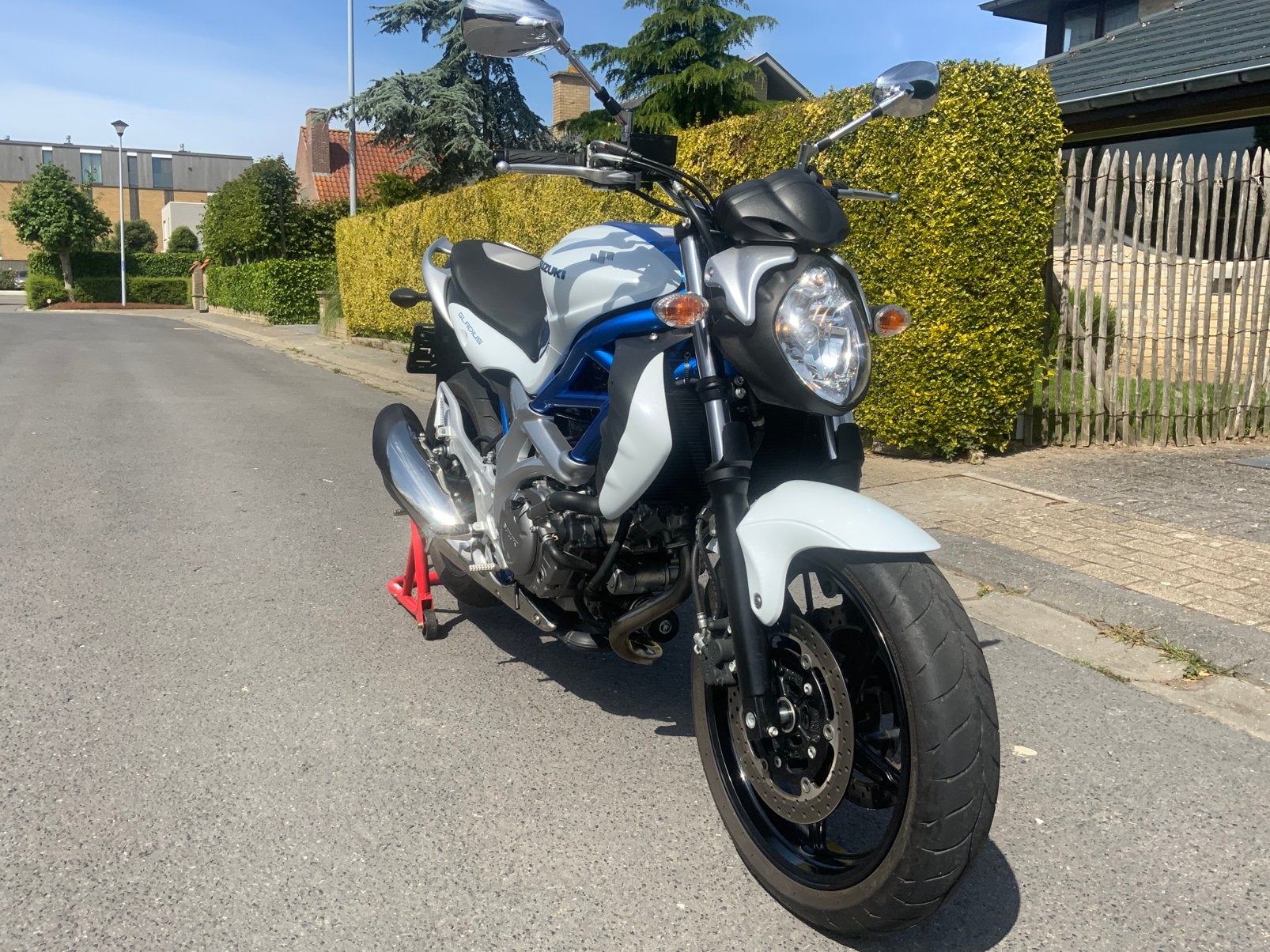 Suzuki gladius SFV650, 2 cilinders, Motorrijbewijs A, Gebruikt, Particulier