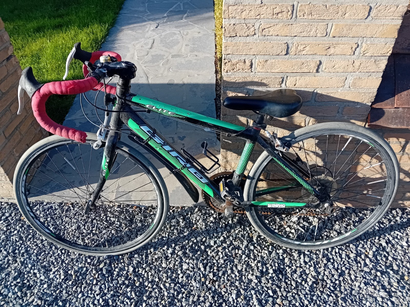Elite Giro kinderkoersfiets in de kleuren zwart en groen., Fietsen en Brommers, Ophalen