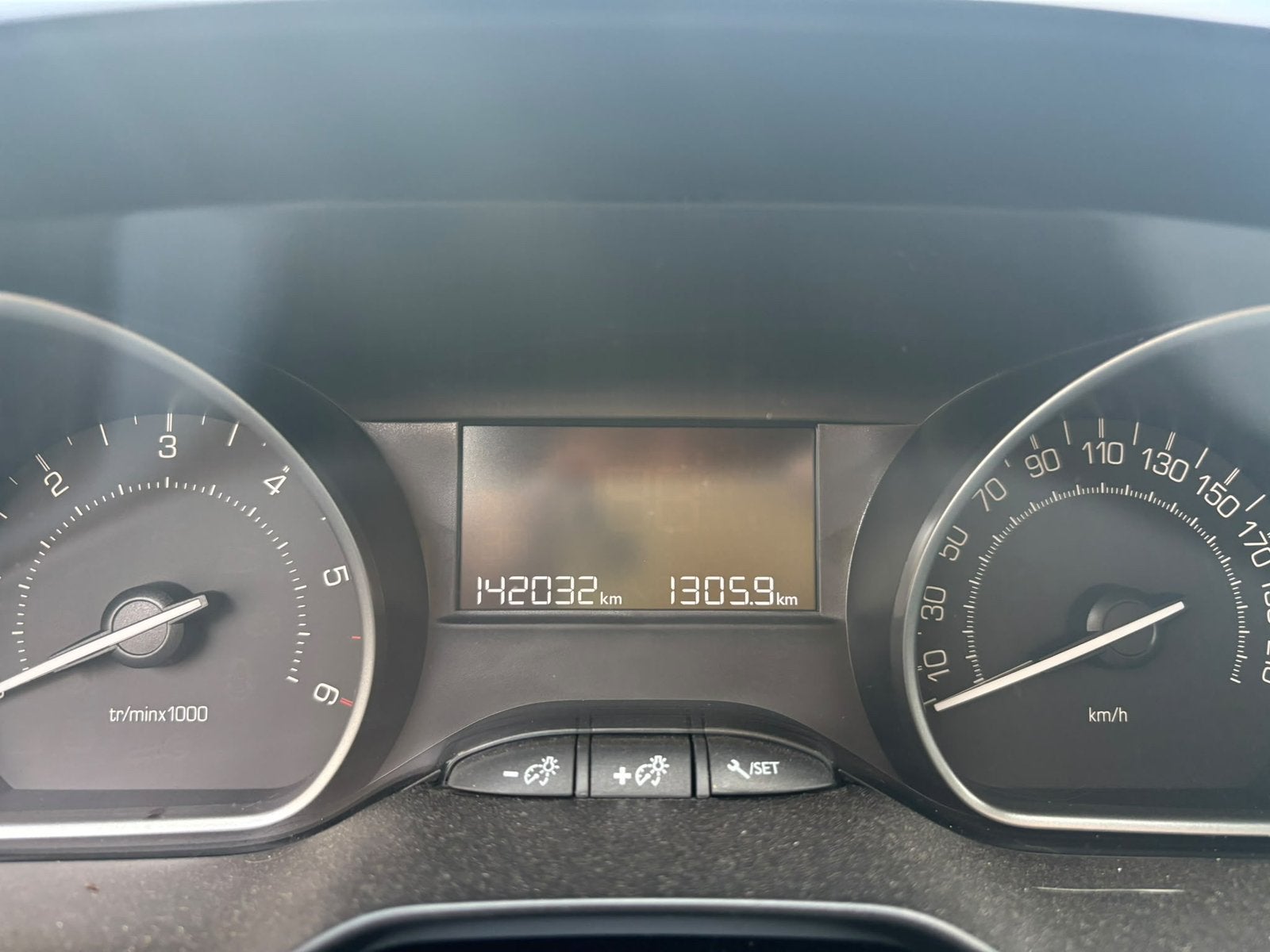 Peugeot 208 1.5 BlueHDi — 102 CV — 2019 — Navigation, Autos, Achat, Entreprise, https://public.car-pass.be/vhr/61d51c3c-939e-45eb-aaa0-edffb97aac8b