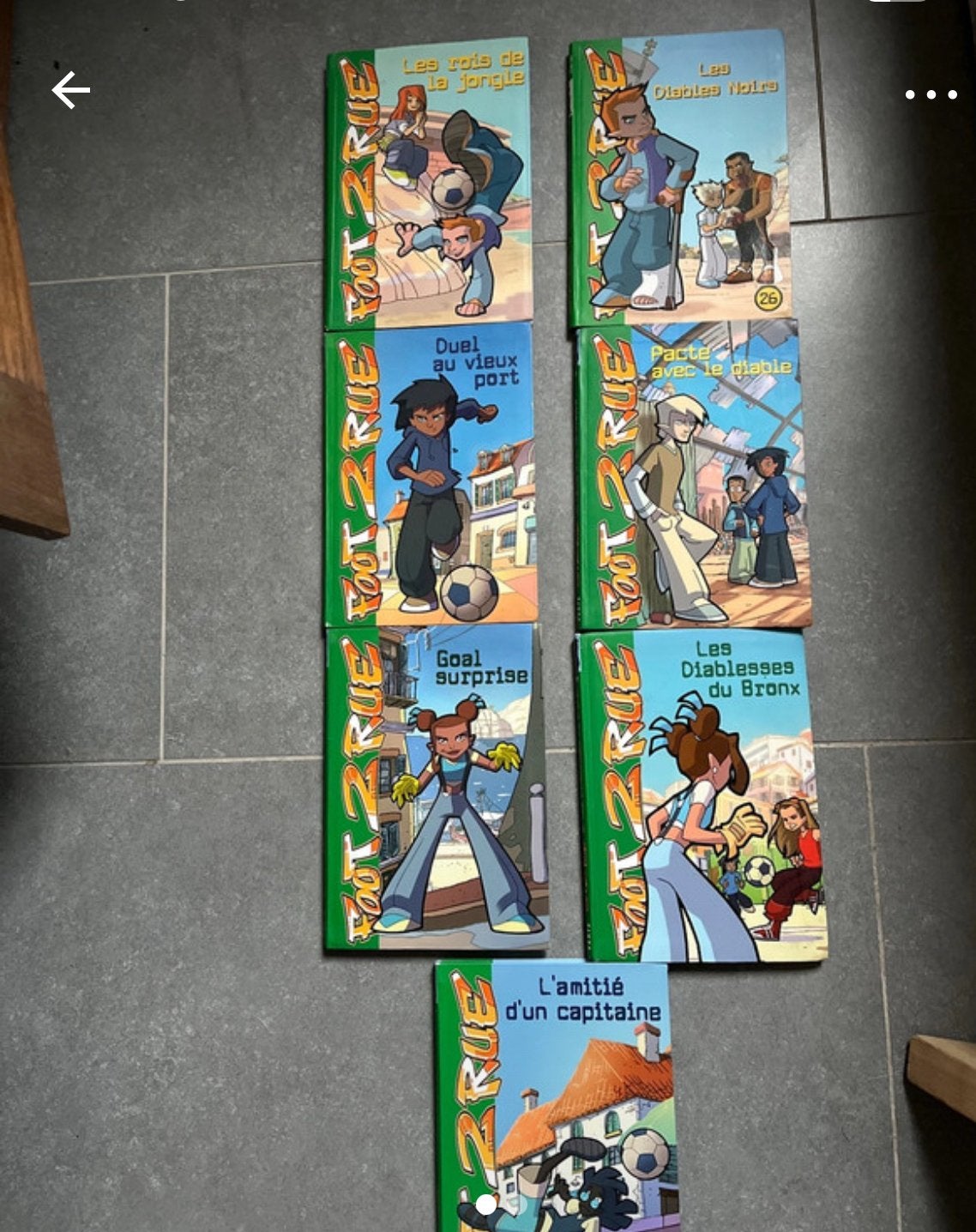Lot de 7 livres foot 2 rue, Livres, Enlèvement ou Envoi, Comme neuf