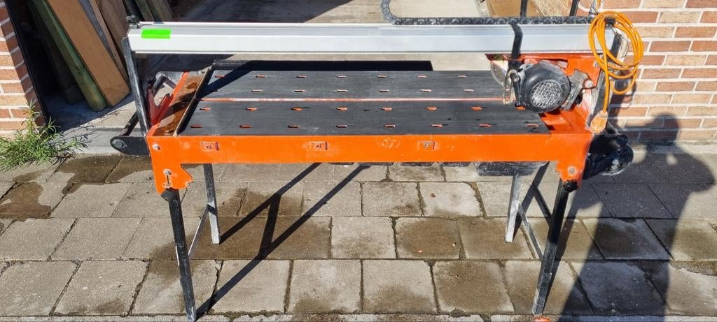 Coupe carrelage a eau, Enlèvement, Comme neuf, Électrique