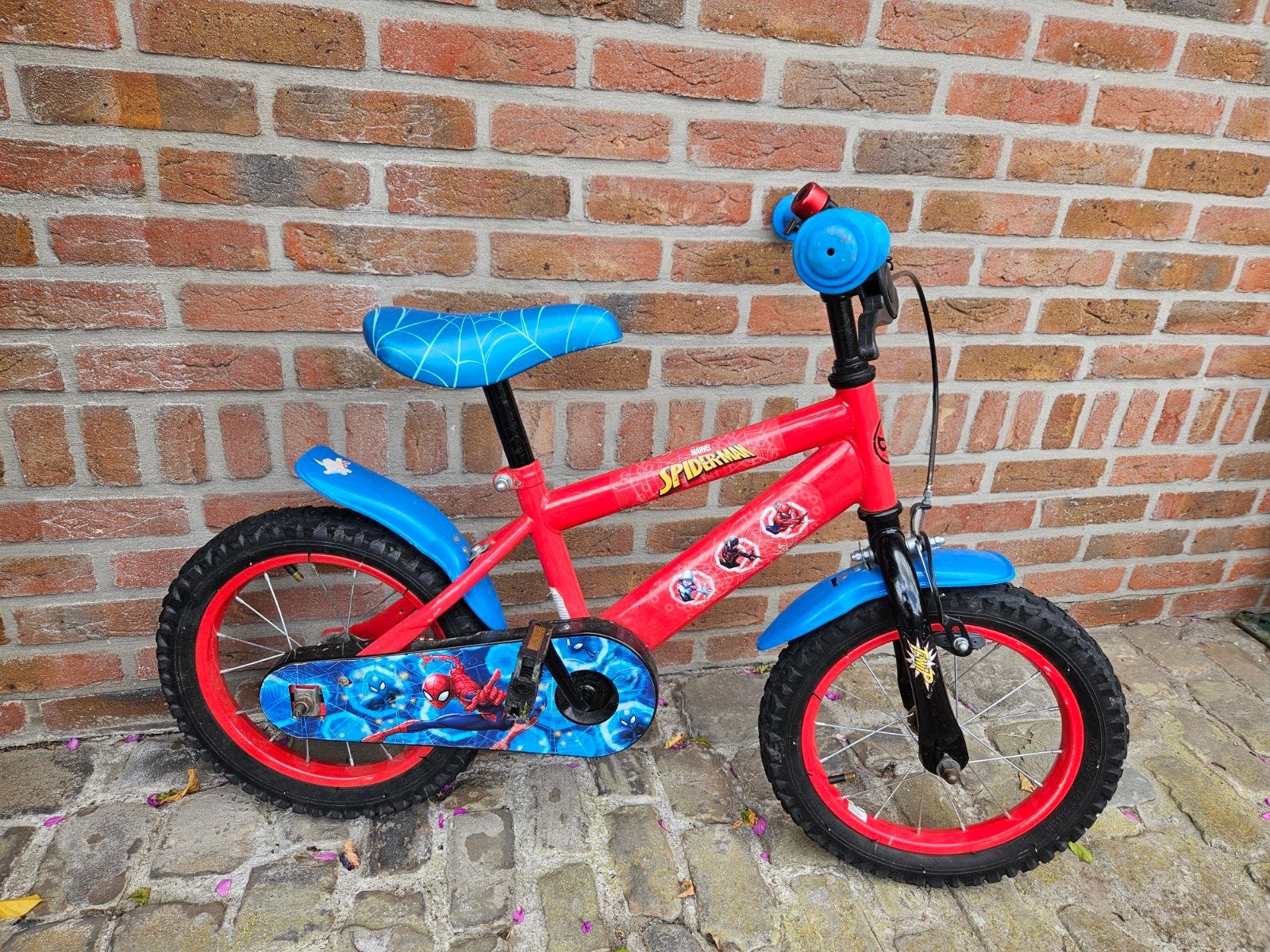 Ultimatum spider-man kinderfiets 14 inch, Fietsen en Brommers, Ophalen, Terugtraprem, Zijwieltjes