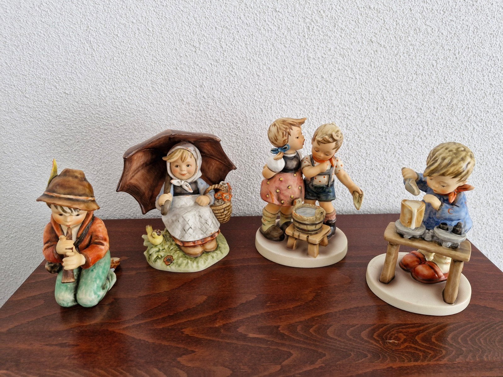Hummel Goebel beeldjes ( groot ), Enlèvement ou Envoi, Hummel