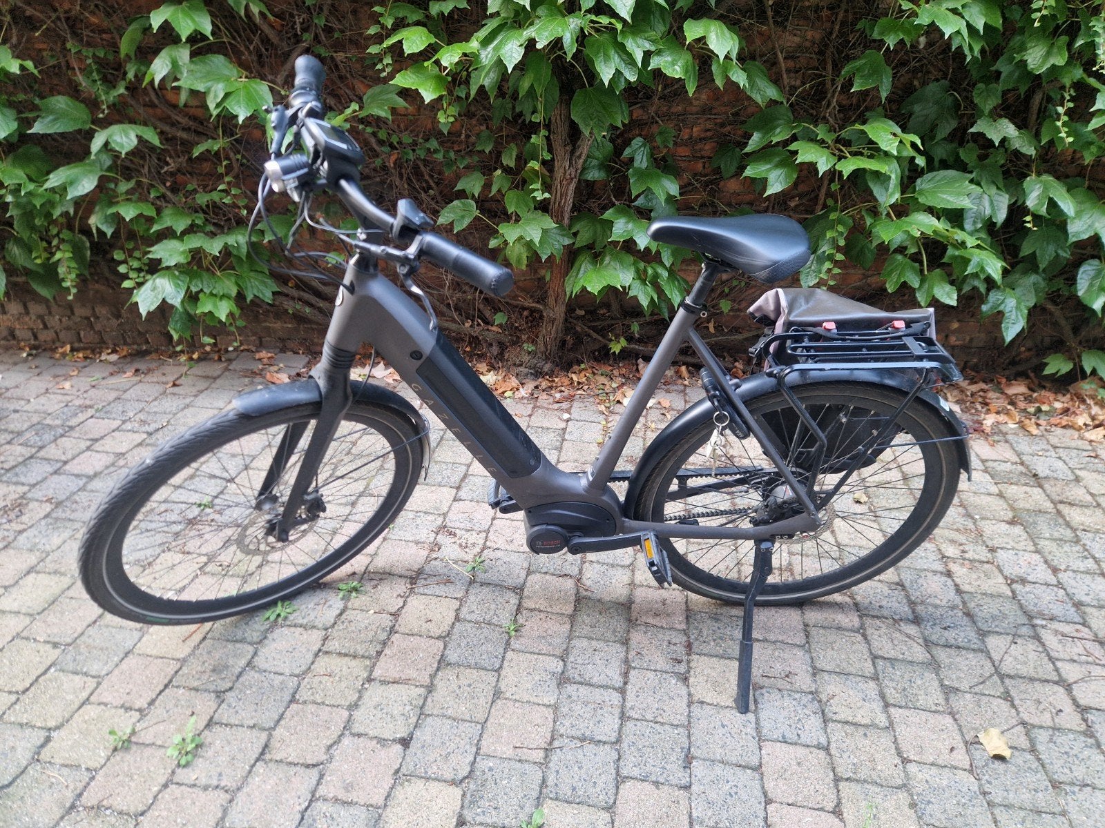 Gazelle Ultimate C5 HMB e-bike, 50 km par batterie ou plus, 59 cm ou plus, Enlèvement, Utilisé