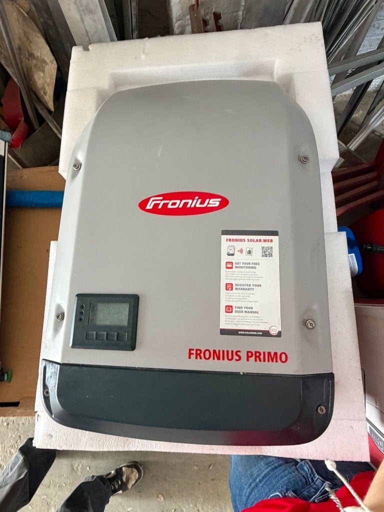 onduleur Fronius, Enlèvement, Comme neuf, Autres types, 200 watts-crêtes ou plus