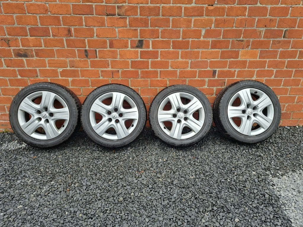 Winterbanden met velg , 225/50 R 17 HXL, Auto-onderdelen, Banden en Velgen, Ophalen, Gebruikt, 17 inch, Winterbanden