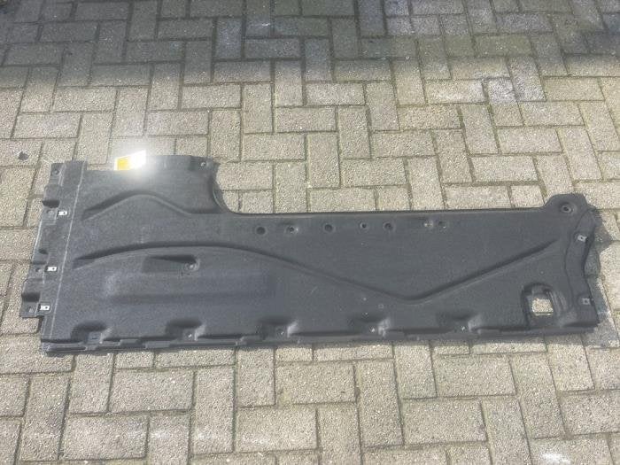 Plaque de protection sol d'un Alfa Romeo Giulia, Autos : Pièces & Accessoires, -, 3 mois de garantie, Utilisé, Alfa Romeo