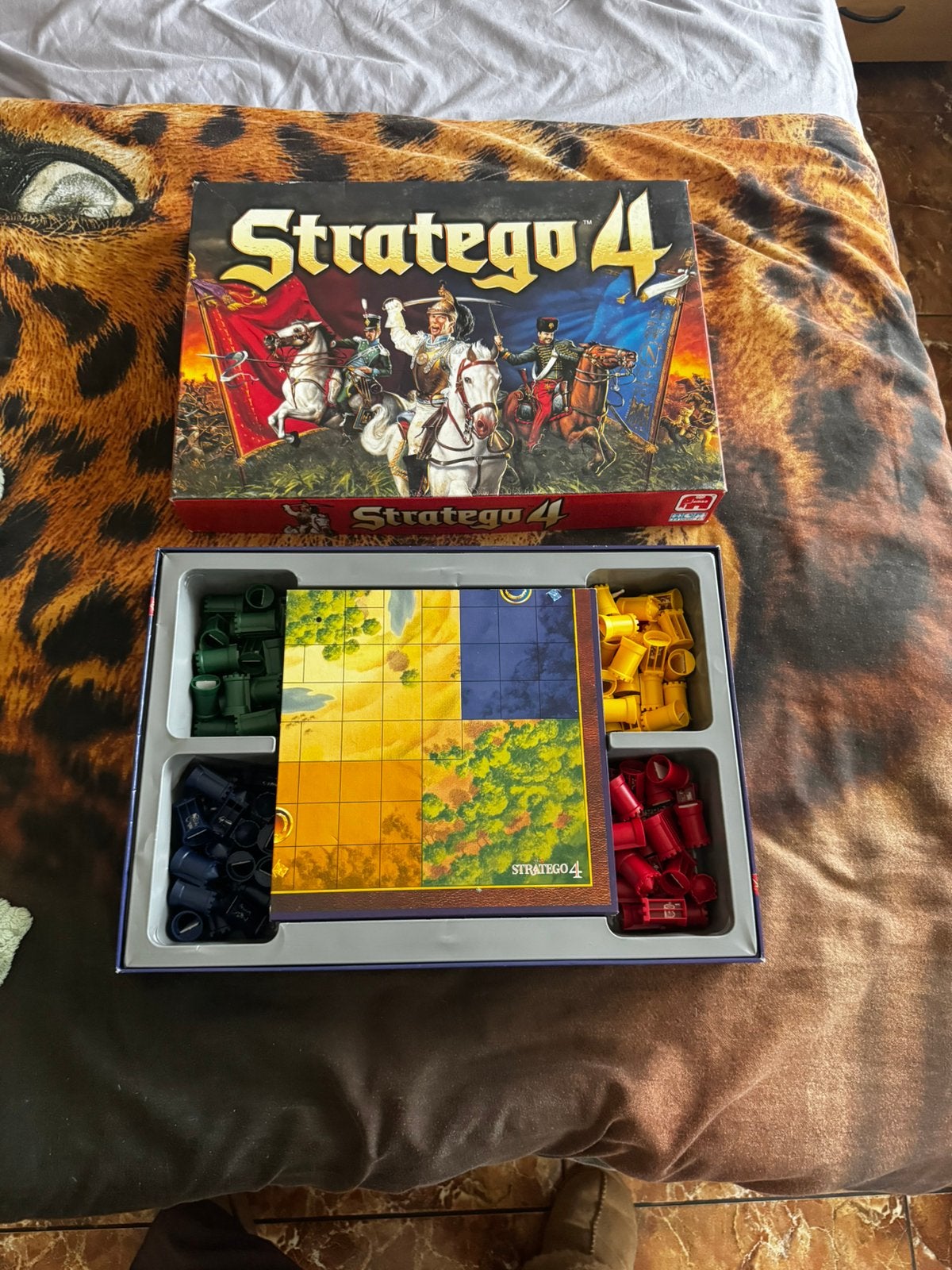 Stratego 4 – Jumbo – 4 spelers – compleet – vintage 1995, Hobby & Loisirs créatifs, Trois ou quatre joueurs, Enlèvement, Comme neuf