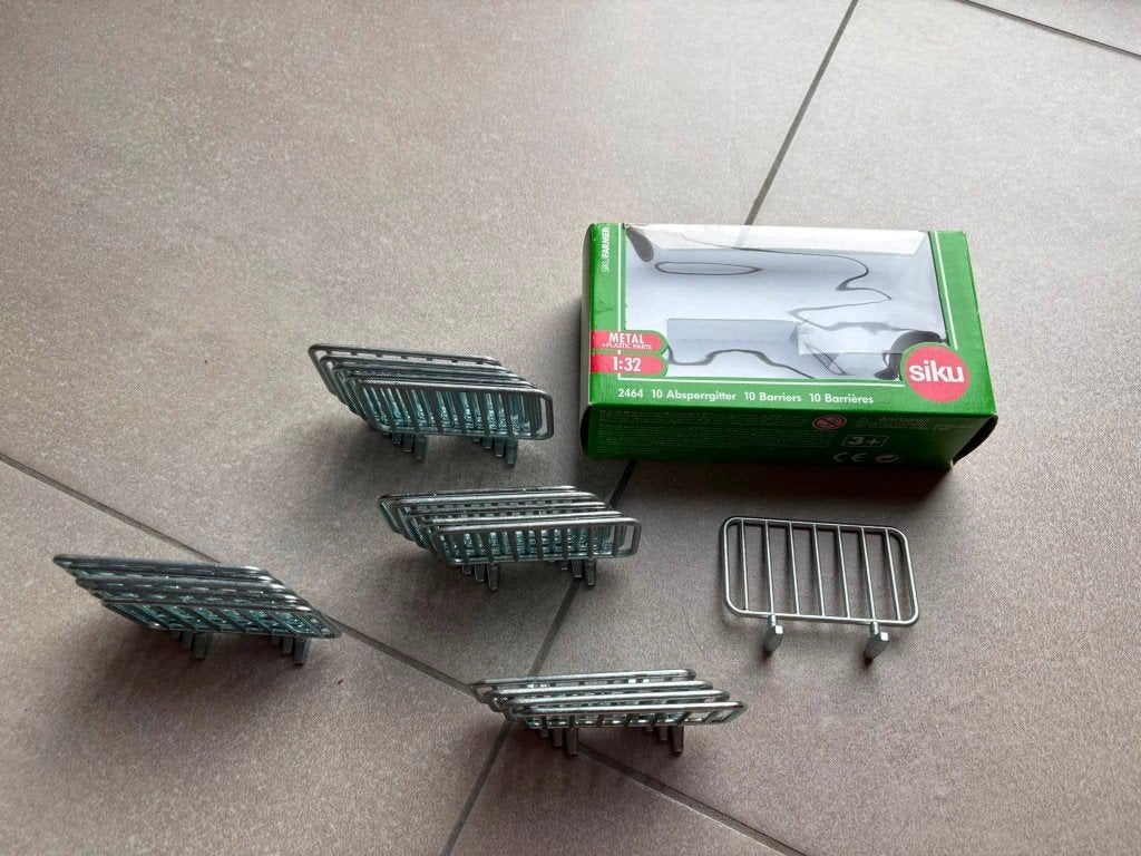 SIKU 2464, Lot de 20 barrières en métal, 1:32, Enlèvement, Comme neuf, Tracteur et Agriculture, SIKU