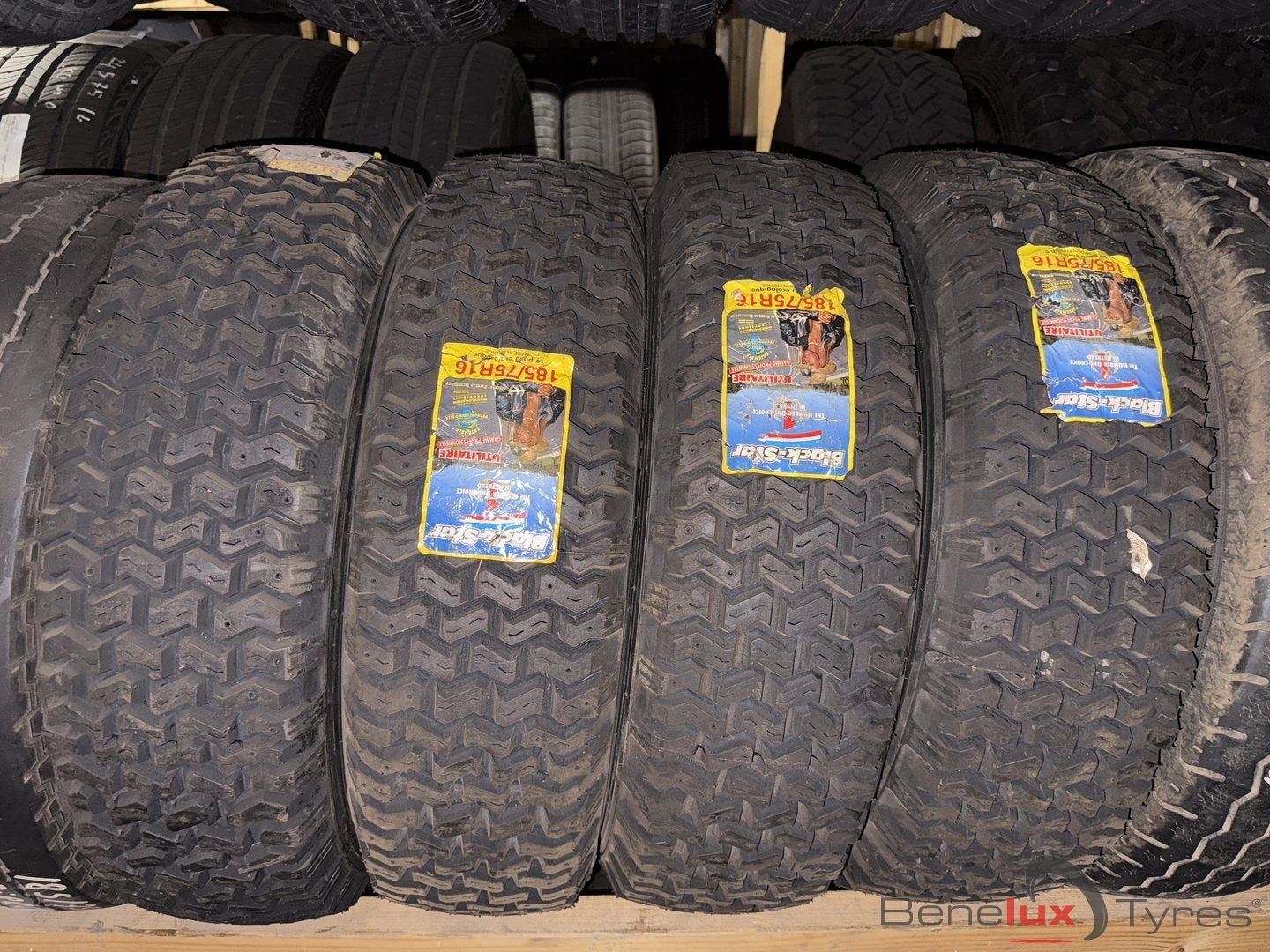 Ford Tourneo Custom Transit cargo Iveco Daily AZ 185/75R16c, Bestelwagen, -, Nieuw, All Season