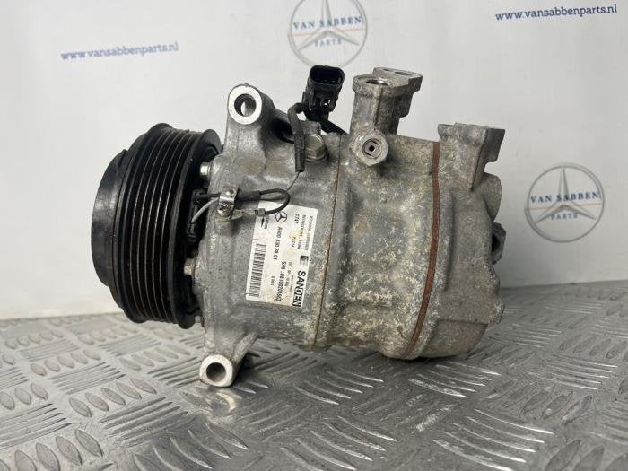 Aircopomp van een Mercedes Vito, Gebruikt, -, -, 3 maanden garantie