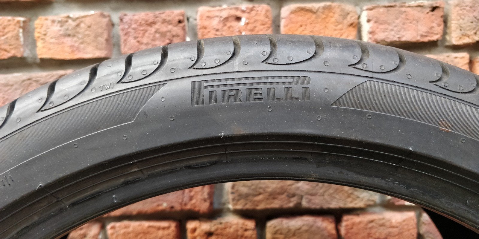 Pirelli 255/35 R19  96Y (XL, Enlèvement, Utilisé