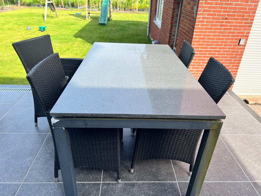 Tuintafel met stoelen, Tuin en Terras, Ophalen, Zo goed als nieuw, Wicker