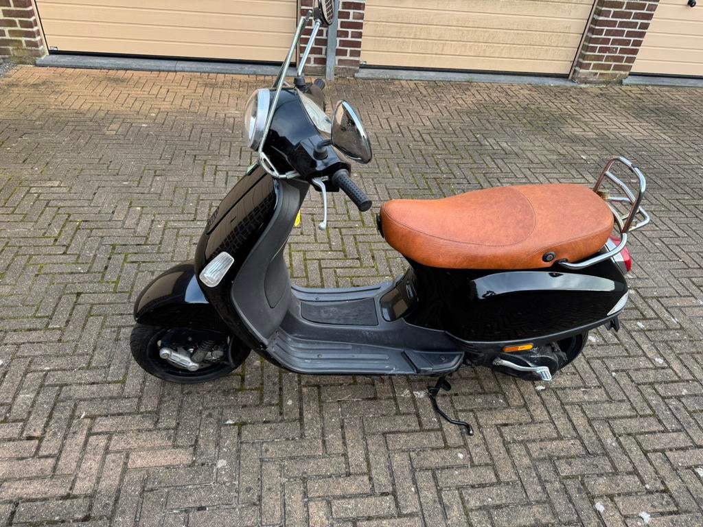 Lot 2 vespa lx 50 2 takt, Enlèvement, Comme neuf
