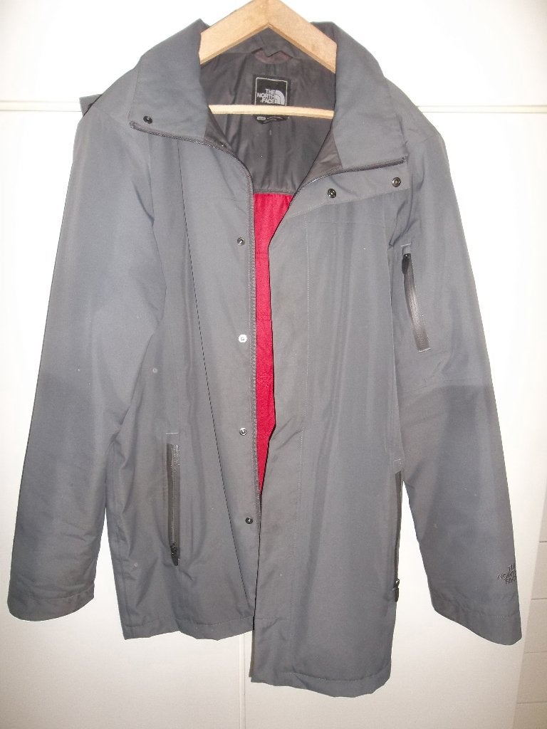 Nieuwe grijze winterjas met kap The North Face maat M, Vêtements | Hommes, Neuf, Gris, Enlèvement ou Envoi, The north face