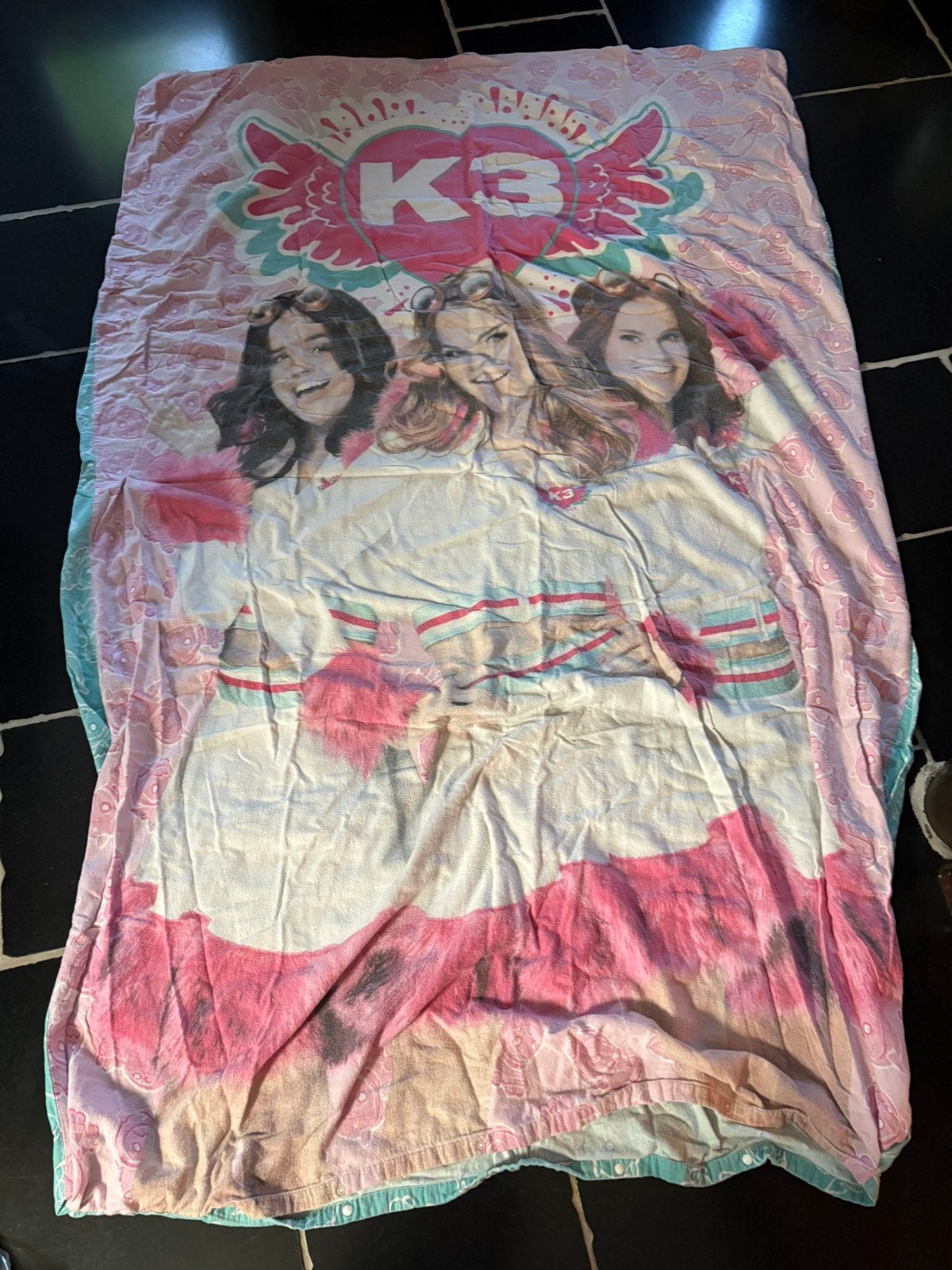 Housse de couette et taie d'oreiller K3, Enfants & Bébés, Chambre d'enfant | Linge de lit, Enlèvement ou Envoi, Housse de couette