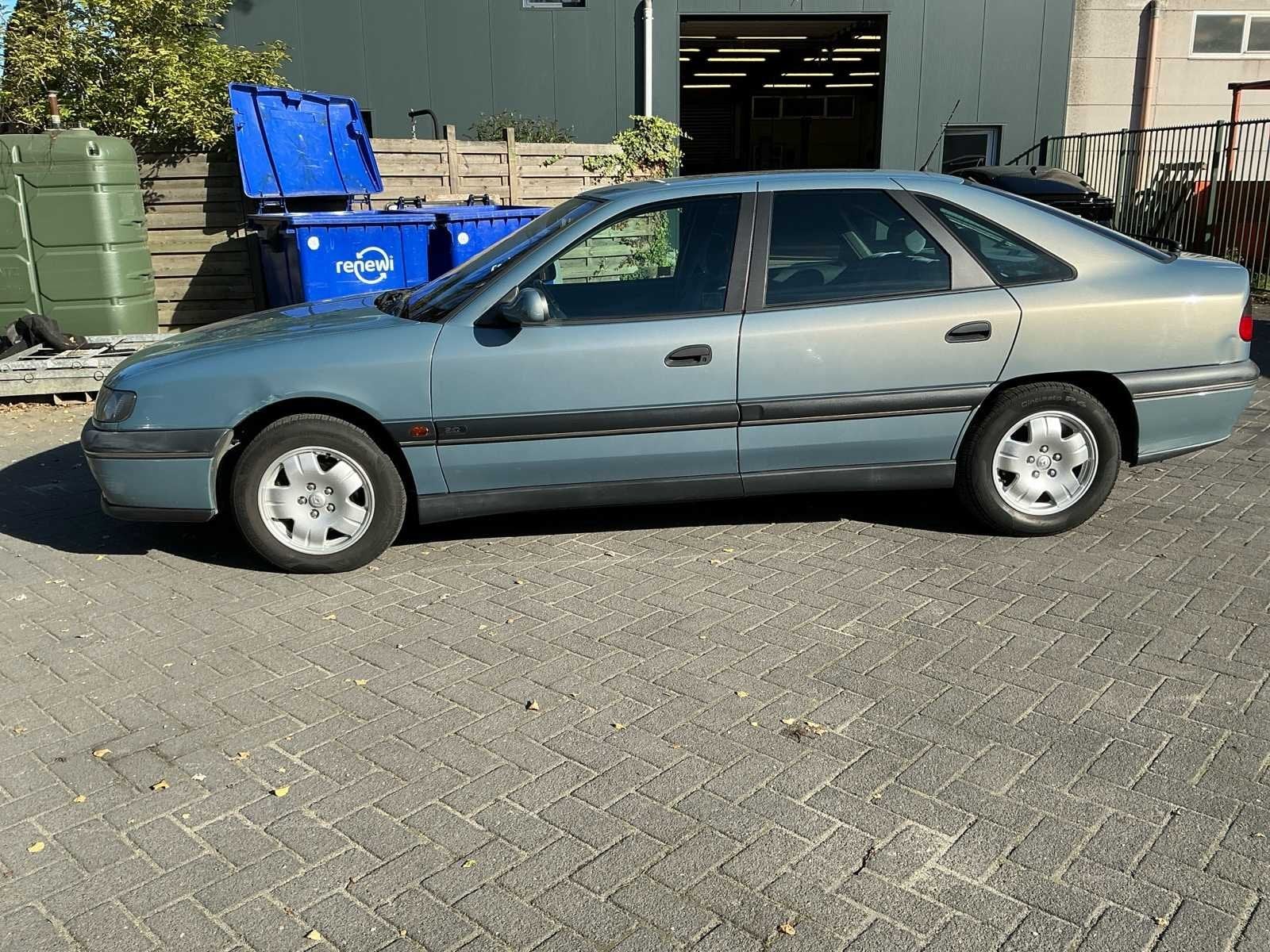 1999 Renault Safrane Personenauto, Auto's, Gebruikt, Bedrijf, Handgeschakeld, Overige carrosserie