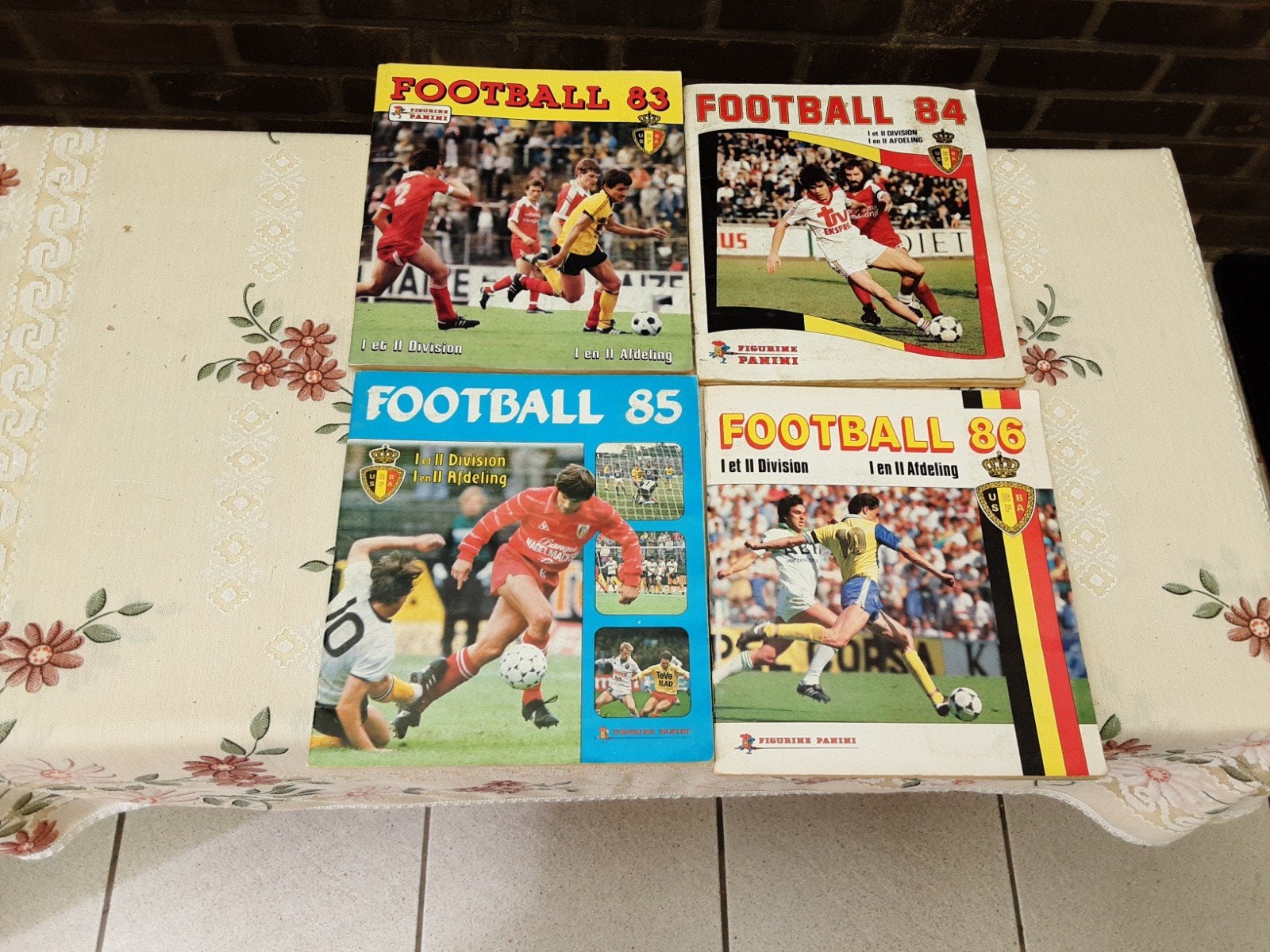 Panini football compleet 83/84/85/86/, Ophalen of Verzenden