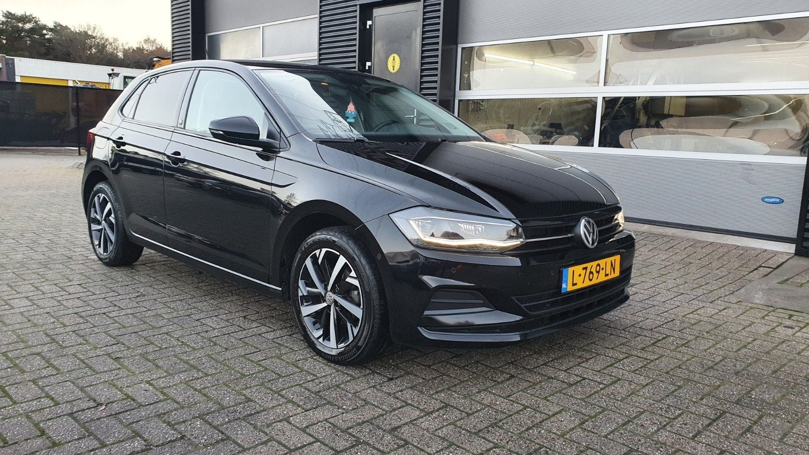 Volkswagen Polo 1.0 TSI  BEATS NAVI AIRCO PARK-ASSIST LED LM, Cuir, Achat, Particulier, Blanc